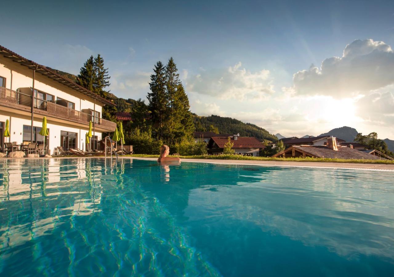 Alpin Lodges - Moderne Appartements Mit Zugang Zu 3000 Qm Spa Panoramahotel Oberjoch バート・ヒンデラング エクステリア 写真